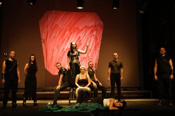 Представа „Косовски циклус“ Народног позоришта у Приштини на репертоару у Звечану