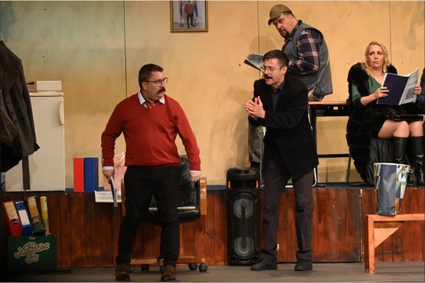 ХУМАНОСТ НА СЦЕНИ РУСКОГ ДОМА: Народно позориште из Приштине гостује у Београду